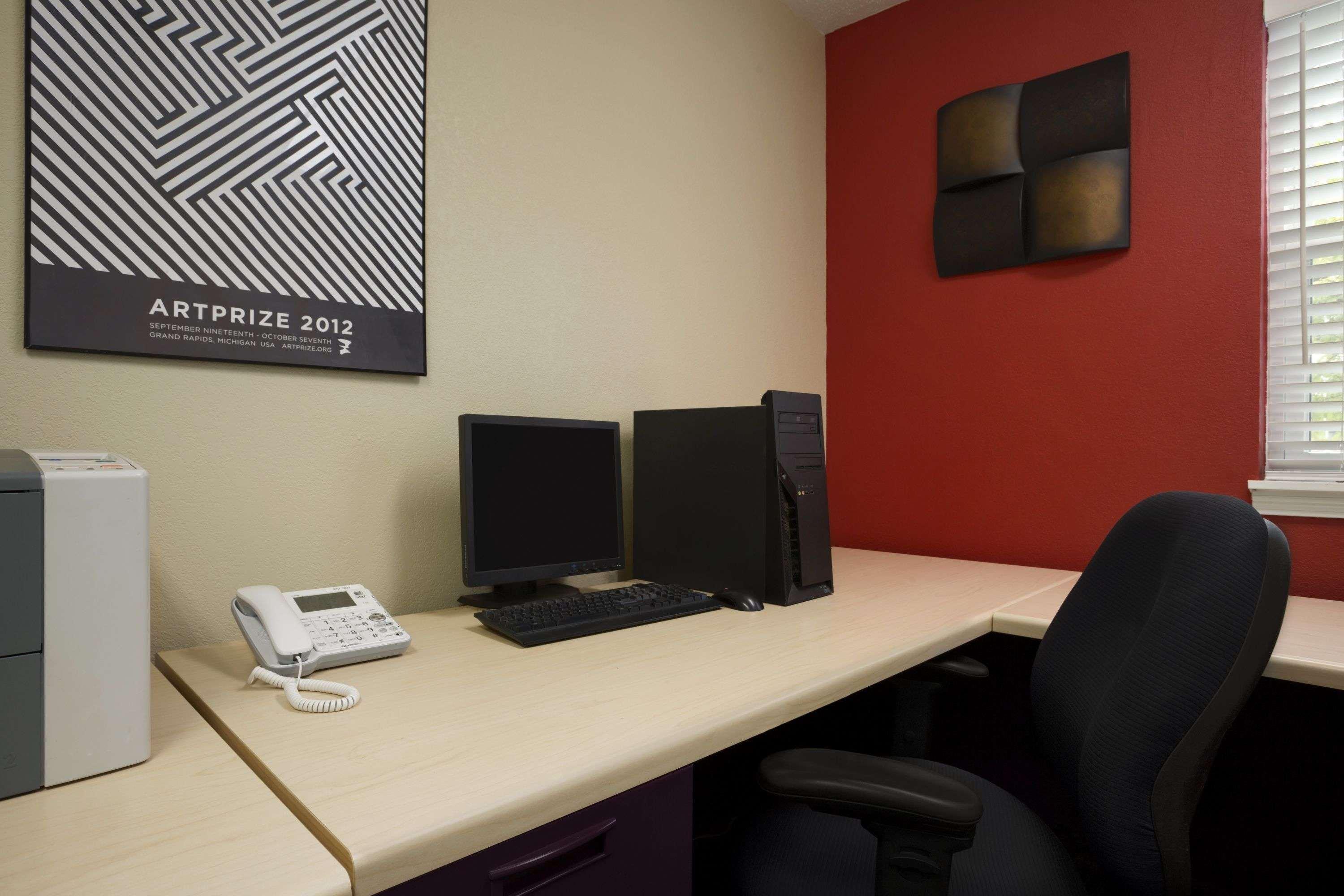 Affordable Suites Of America Grand Rapids Kentwood Экстерьер фото