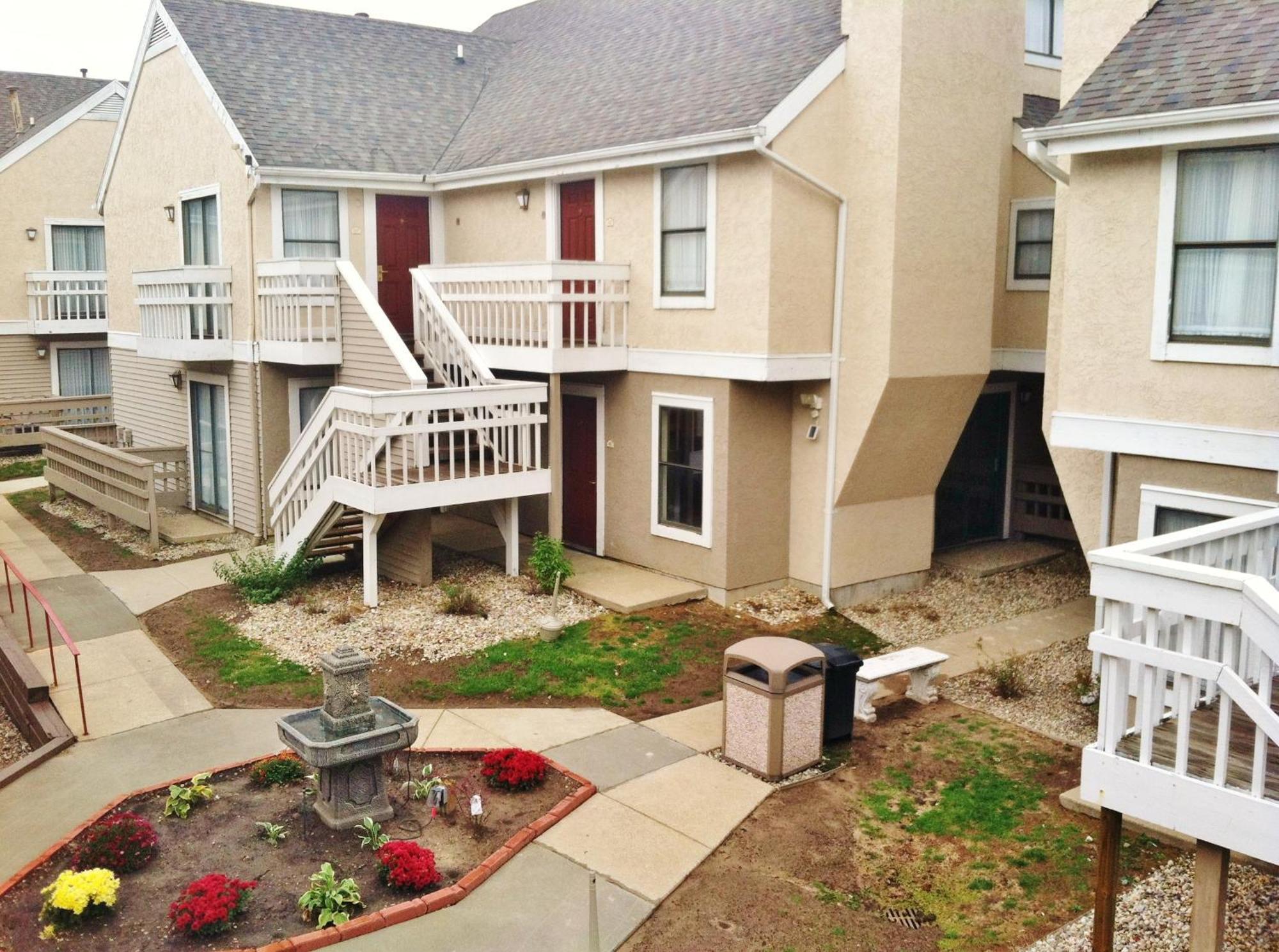 Affordable Suites Of America Grand Rapids Kentwood Экстерьер фото