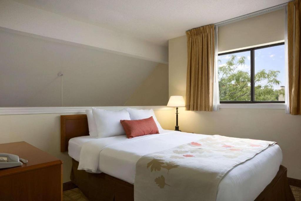 Affordable Suites Of America Grand Rapids Kentwood Экстерьер фото